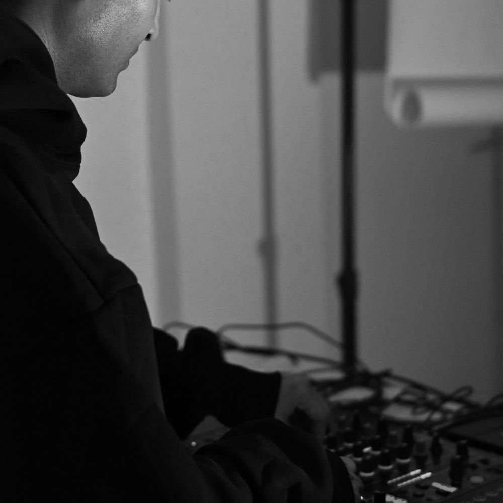 AVNAVION live set — photo 5